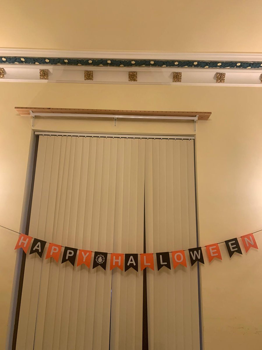ClarendonCG's tweet photo. 🎃Kennilworth Manor has had fun creating fun faces on the pumpkin, and having fun with their Halloween event🎃 https://t.co/yZxHt7rxcD