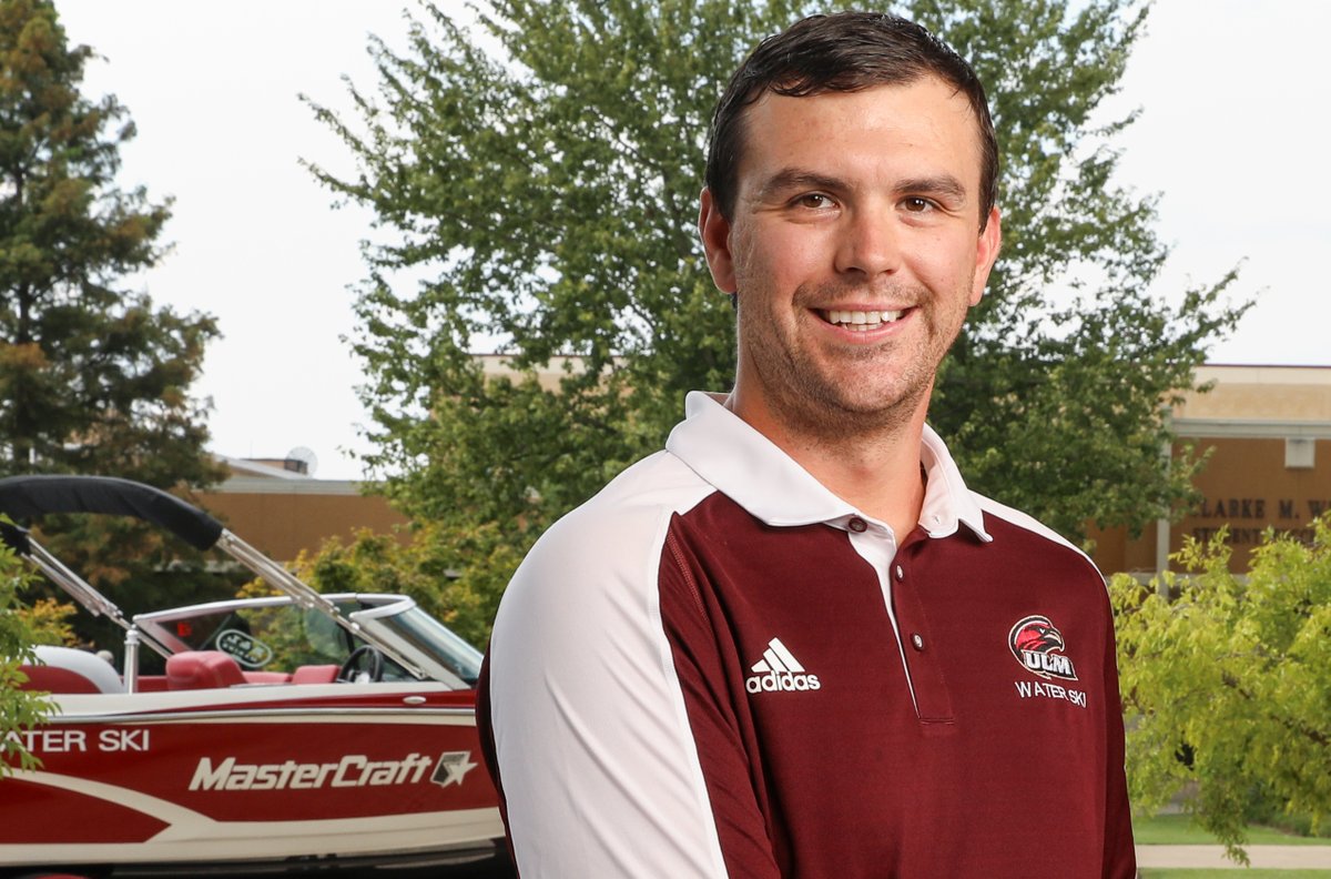 ULM_Official's tweet photo. The University of Louisiana Monroe community mourns the loss of Michael Woodgate, the ULM water ski team head coach.  

Originally from Boroughbridge, England, Woodgate was named head coach of the champion Warhawk water ski team in May 2019. https://t.co/8xSXYgHl3X