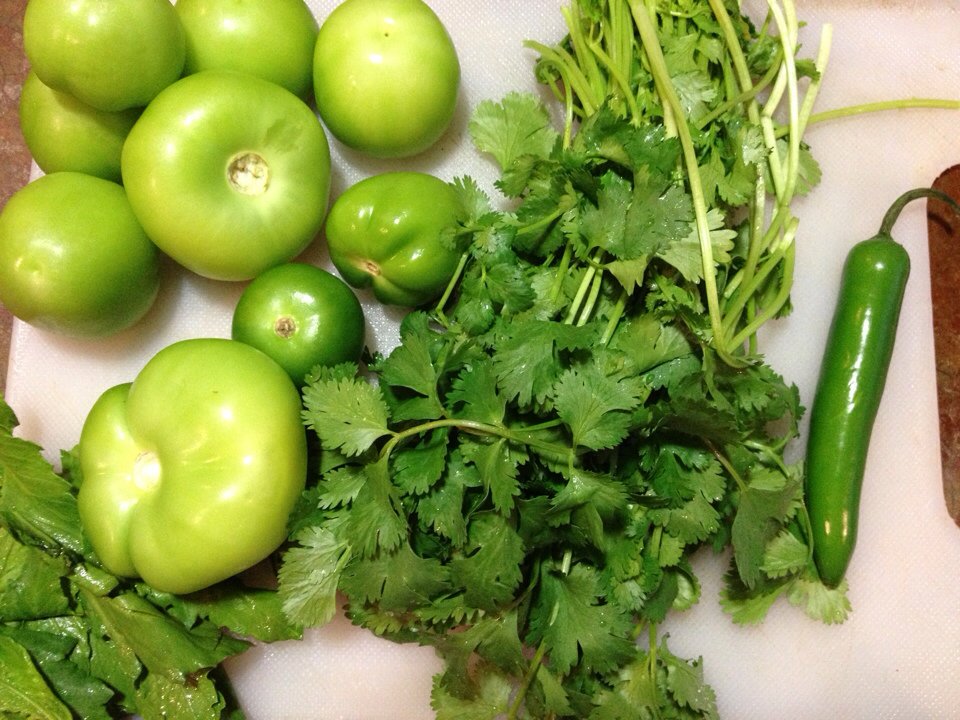 DANIELA_ANTOJOS's tweet photo. Salsa verde cruda
Tomates verdes
Cilantro
Ajo
Cebolla
Chile Serrano
Sal https://t.co/0yIHz5hhz4