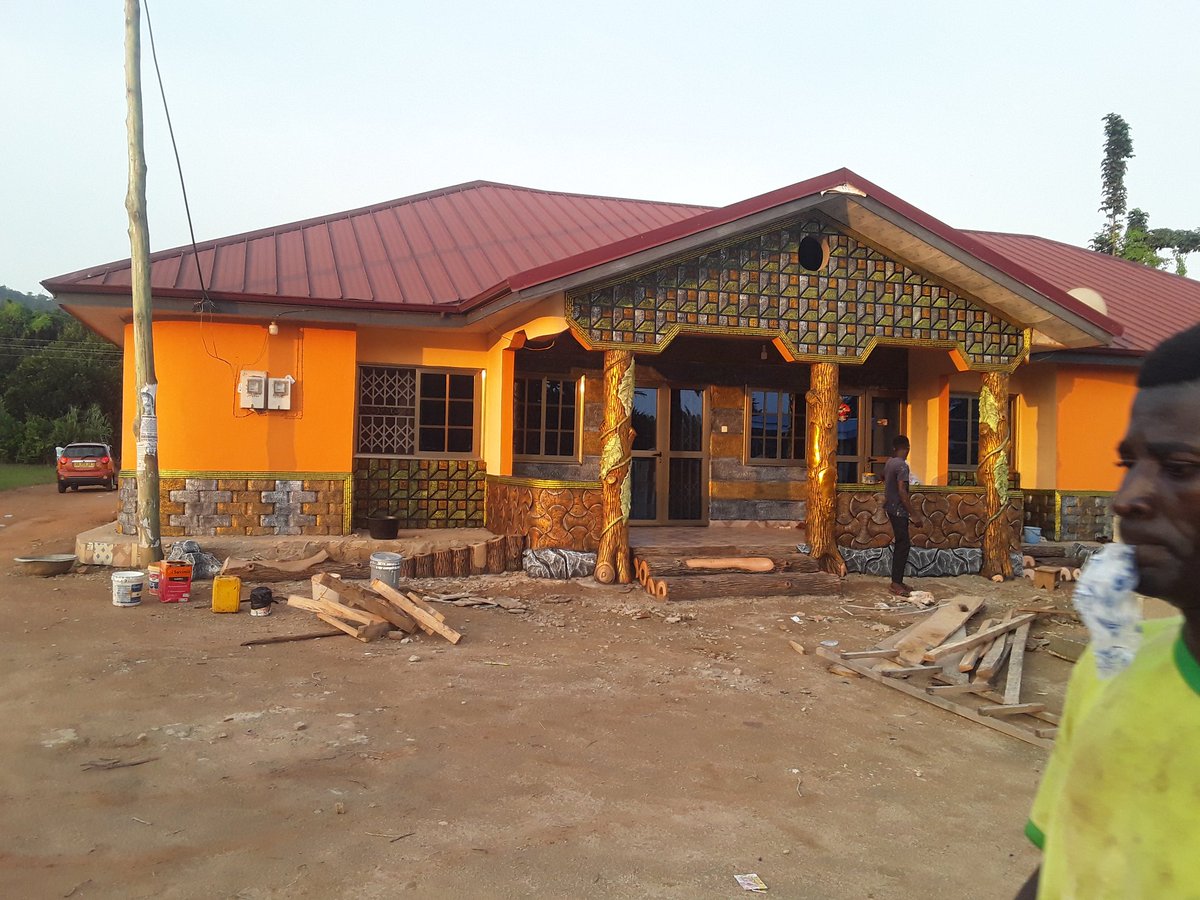 samuel_acadtech's tweet photo. @Adomonline innovation and creativity: sculptural designs can be used instead of tiles , your building will still looks beautiful and unique https://t.co/2oTie9A3Dd