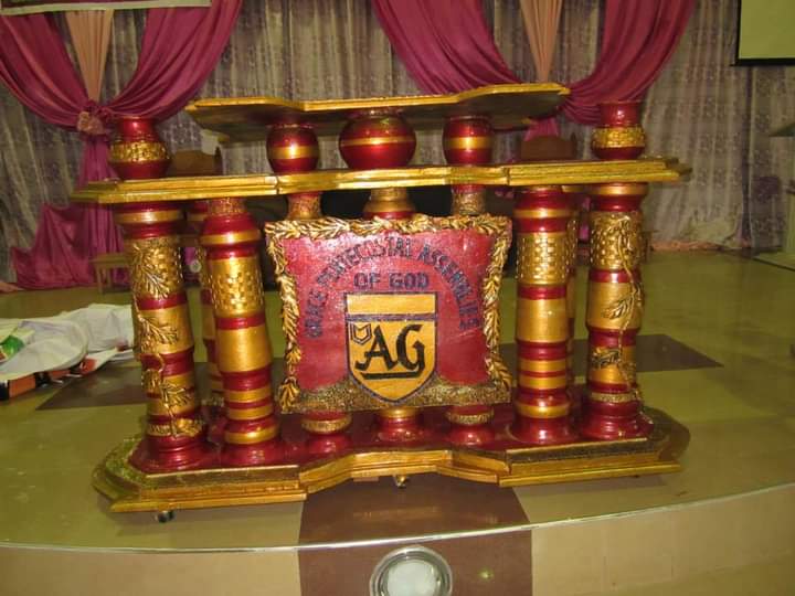 samuel_acadtech's tweet photo. @utvghana made in Ghana, creativity and innovations, ceramics ( clay) can be used instead of wood, this can be used in the manufacturing pf furniture in order to reduce high rate of felling of trees to reduce deforetation. https://t.co/iLrGypVDPq