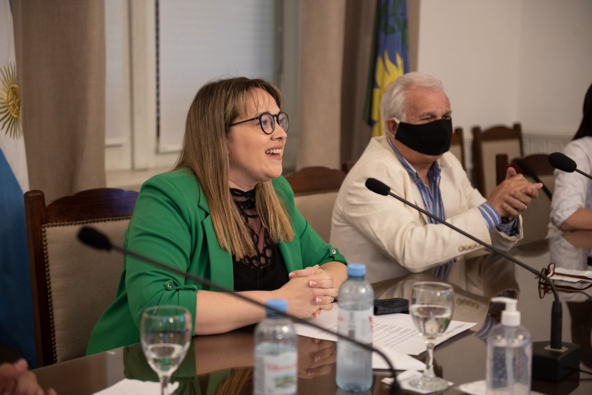 MLRamirezOK's tweet photo. PRESENTACIÓN DEL PROYECTO DE LEY "CAROLINA ALÓ" 

En el día de hoy desde @HCDiputadosBA, llevamos adelante la presentación del Proyecto de Ley "Carolina Aló", que tiene como objetivo visibilizar la violencia en los noviazgos; https://t.co/8QH4U3FgKJ