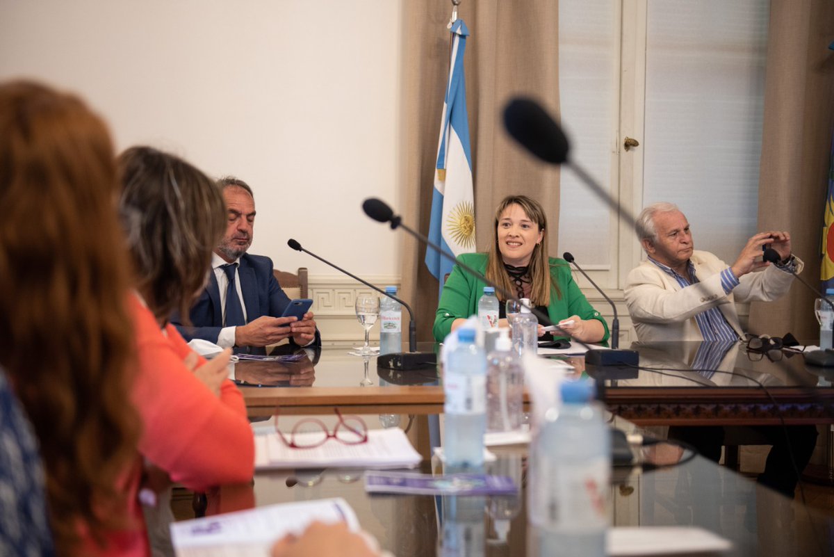 MLRamirezOK's tweet photo. PRESENTACIÓN DEL PROYECTO DE LEY "CAROLINA ALÓ" 

En el día de hoy desde @HCDiputadosBA, llevamos adelante la presentación del Proyecto de Ley "Carolina Aló", que tiene como objetivo visibilizar la violencia en los noviazgos; https://t.co/8QH4U3FgKJ