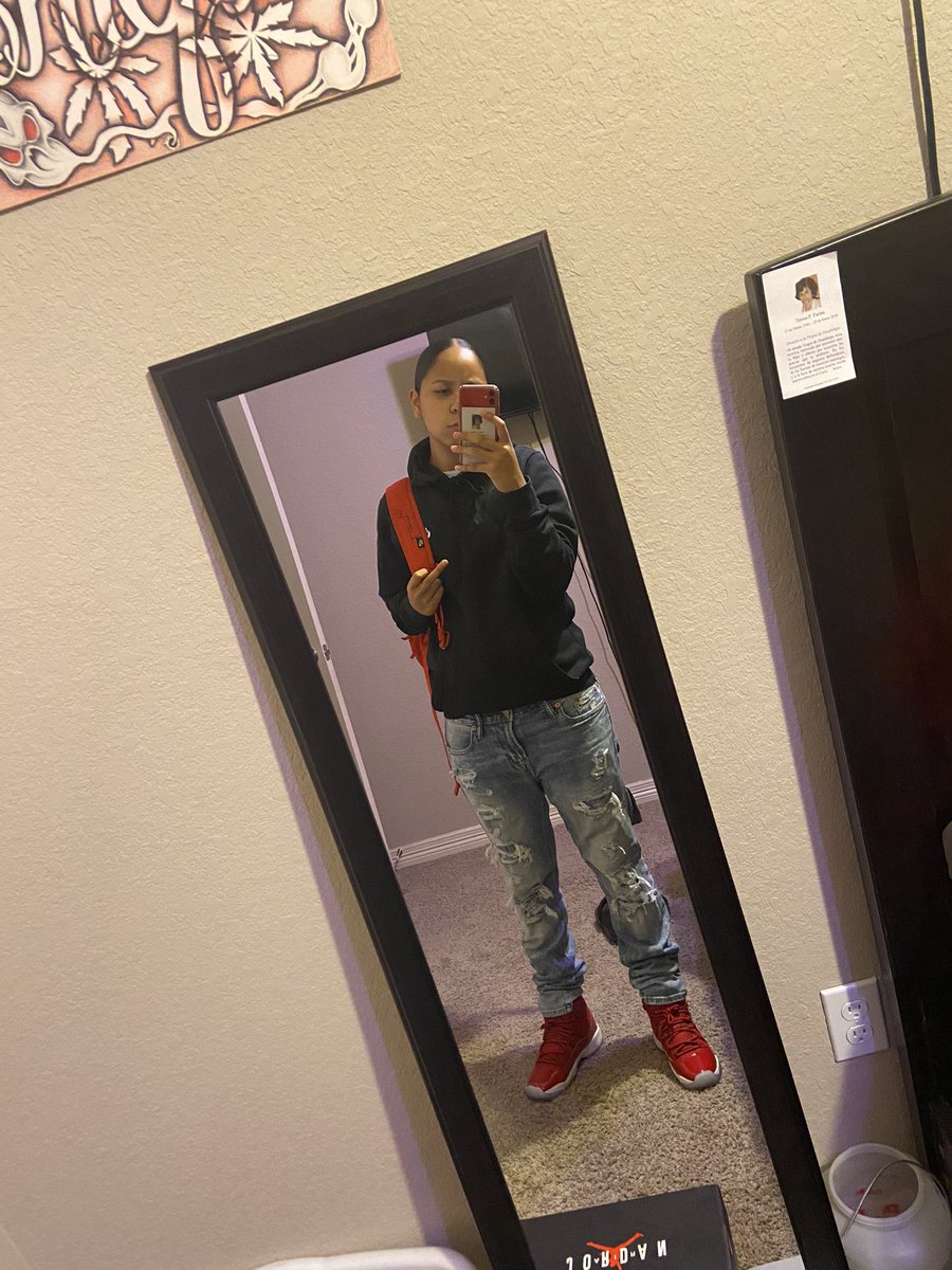5thwardChiqis's tweet photo. 5thWardBaby 🖤💰 https://t.co/Dx5PcyIURJ