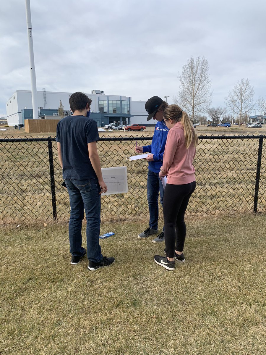 Taking advantage of our extended fall weather with a chemistry version of “Trail Tales.” Reviewing for our final exam in the brisk weather 😊. Thanks for the idea @teacherBalla