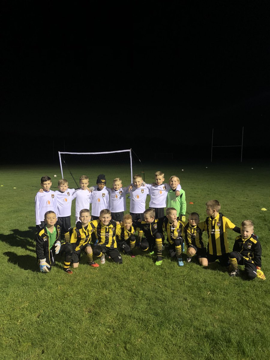 17 boys, 2 teams but 1 club and 1 family! Nobody wanted tonight to end!