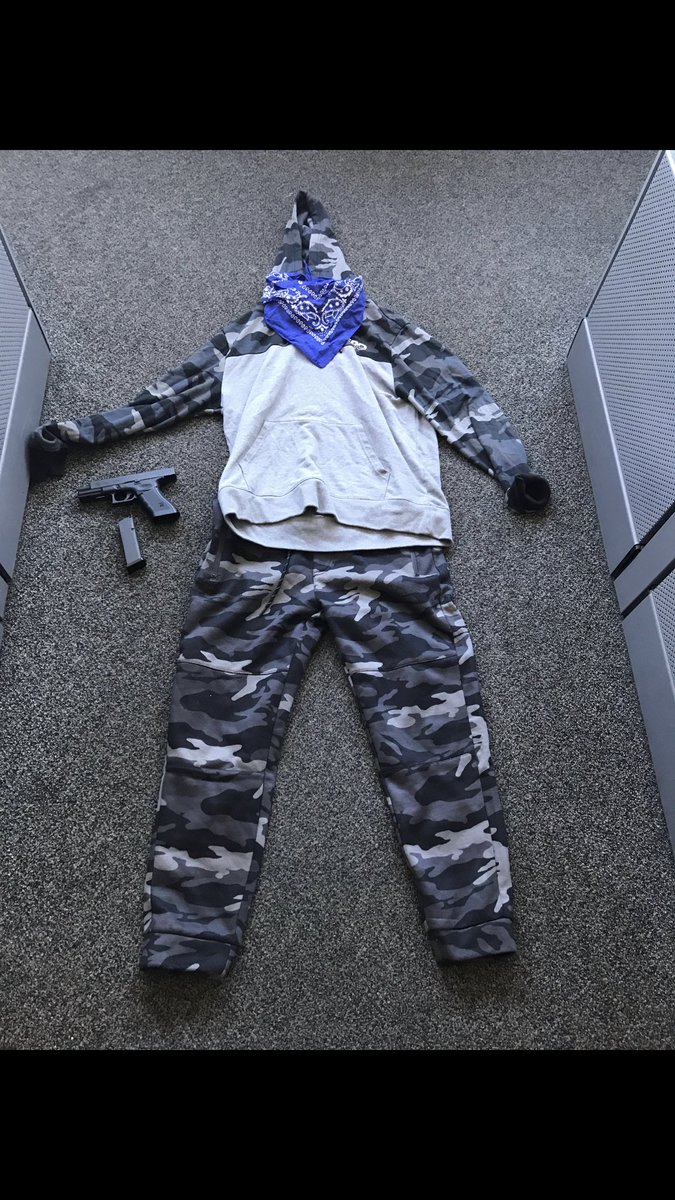 drewmcc86's tweet photo. UPD Det’s and SIU investigated a robbery at a smoke shop in Upland. The suspect vehicle was identified and located in the City of Stanton. SIU responded and the suspects were located and booked for robbery. Thank you @OCSDStanton for the assist! @UplandPD @UplandPD_Chief https://t.co/vbNfoUetR4