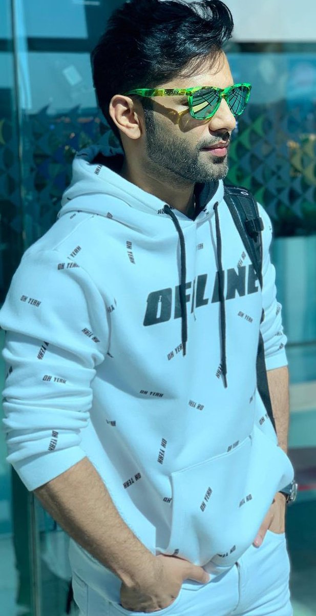 haniaa_here's tweet photo. Nikki nadan si, bachu ki Tarah ziddi, funny cute si aur Rahul logical aur sense of humour wala Banda.
Yar inki Jodi ban gye Tou BiggBoss dekhne Ka Maza hi alag huga😂😍♥️
Hope they patch up soon & we will again see their them together.🤞🥰
#BB14 #TamboRa #RaNik
@ColorsTV https://t.co/rfqbBfONKJ