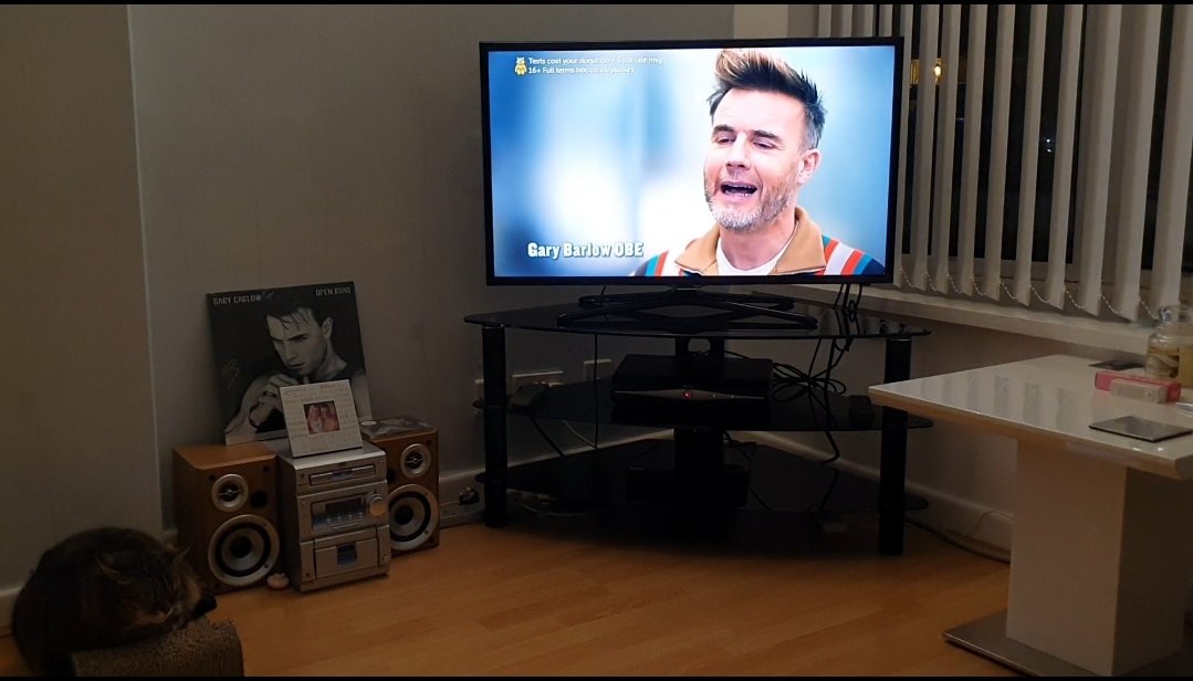 Normsi2's tweet photo. @GaryBarlow @BBCOne #CiNRocks GB ...
and so do you β€ππ» https://t.co/RiRVdntPiK