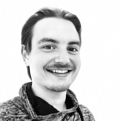 HelloThisIsFlo's tweet image. This is me now 😁 #NewProfilePic
(In case you wonder “who’s that dude” when I eventually return to Twitter 😅😂)