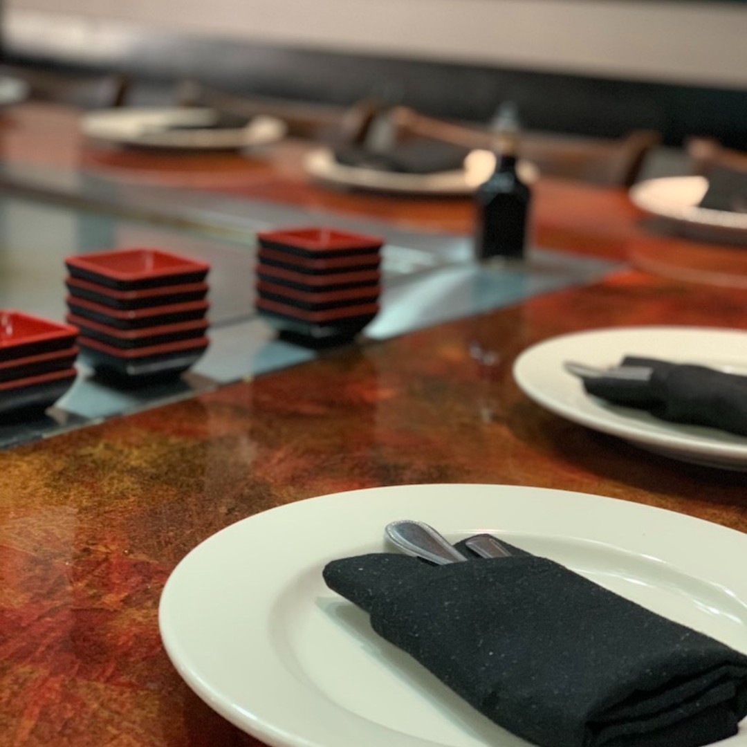 STIX901's tweet image. We've got a 🔥 seat with your name on it. Remember, we can only seat parties of 8 or less at this time at STIX Collierville.