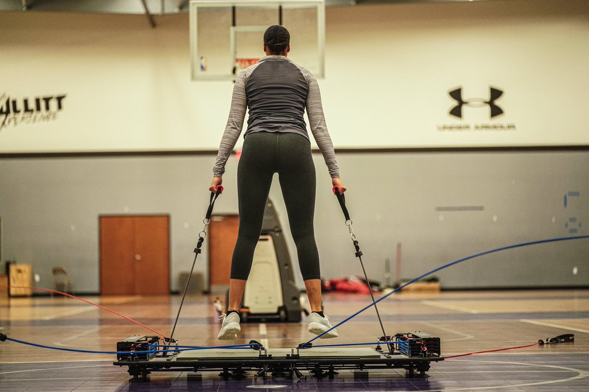 BullittTeam's tweet photo. #Bullitt +Weights + @vertimax = THAT WORK 💯
.
The ladies got after it today! Week 1 officially in the books 📚🤝
.
#LeanMassProgram #Bullitt #Fitness #womenwholift #strengthtraining #performancetraining #CSCS #CISSN @DraftDiamonds #BelieveTheHype https://t.co/6Qj8ZGTiSg