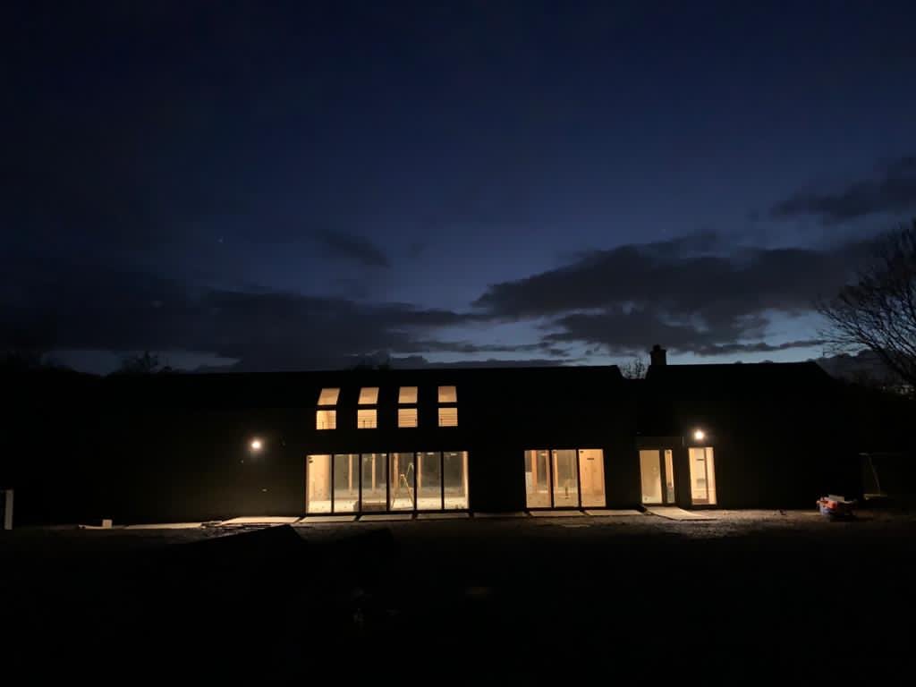 peteswiftysan's tweet image. On #LockdownEve we say good night and good luck from the Cotswolds. We will see you on the other side #Landlab #thelightsareon