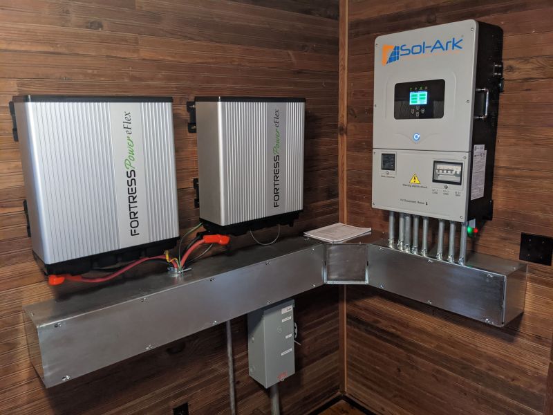 fortress_power's tweet image. Showing off a great installation of an off-grid solar system by @PracticalPreppers featuring the @fortress_power eFlex 5.4 kWh battery! For more information on the eFlex - click here: fortresspower.com/lithium-iron-p…  #solarstoragesolutions #offgrid #solarpower