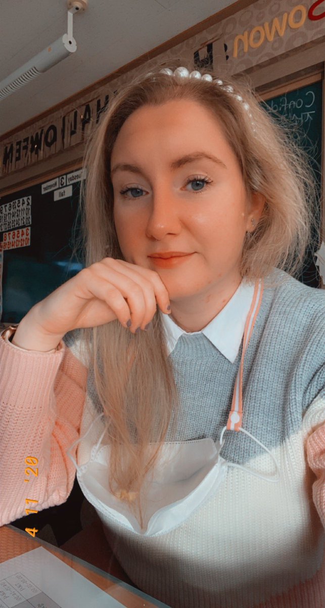 RachelRead95's tweet photo. Just under 2 months ago, I moved to South Korea, to start a new little journey as an English teacher. Best choice I’ve made so far I think 🥰Korea is beautiful, my children are so wonderful, and ive met some absolutely incredible people so far 💕 https://t.co/6iiG6em3lo