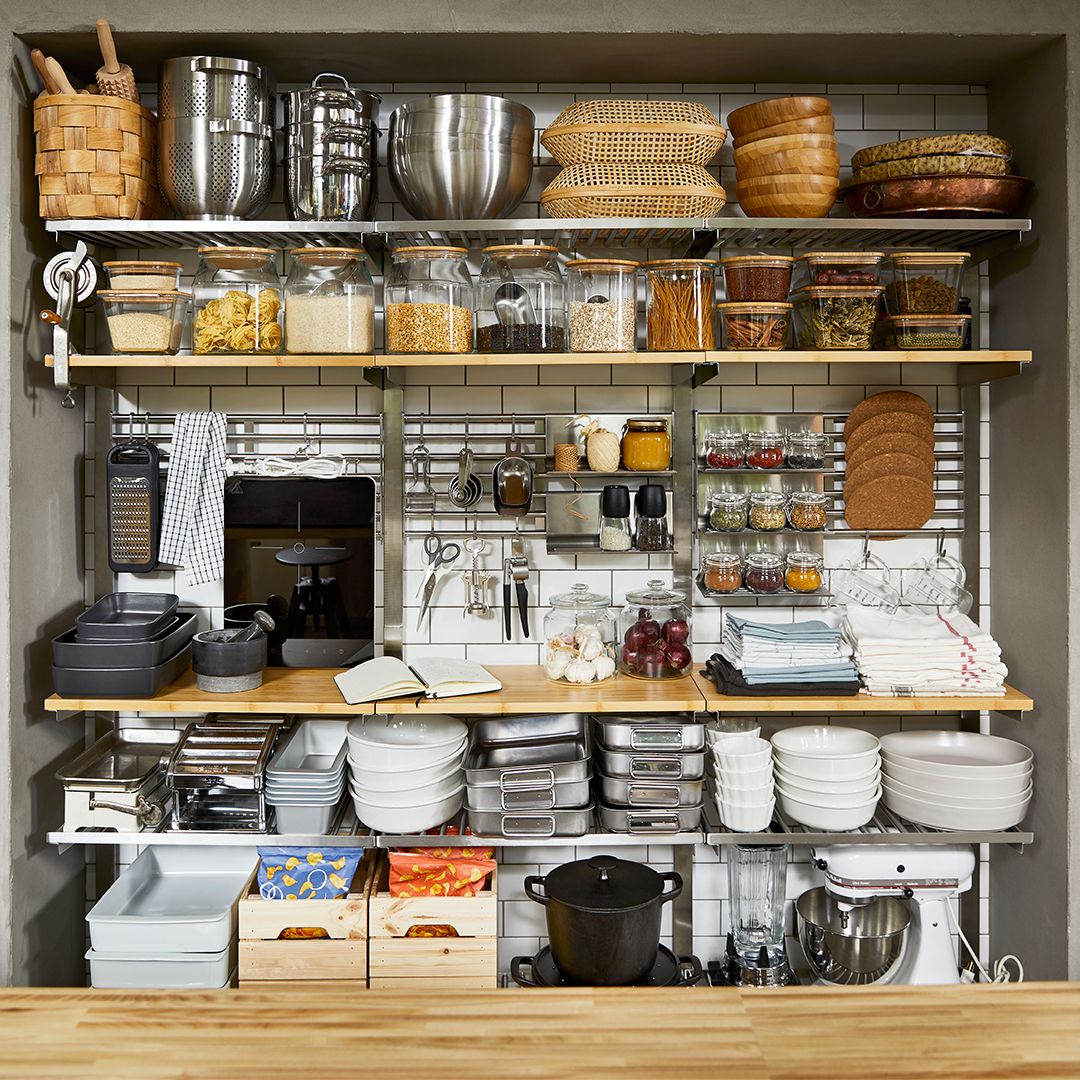 StorageDirect's tweet image. How to organize kitchen cabinets: 5 tips to declutter your cupboards

ed.gr/cxnij