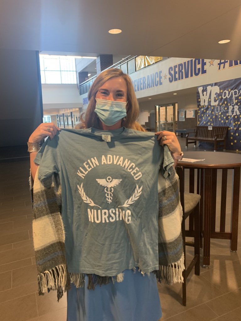 KisdNursing's tweet photo. Our new honorary @KisdNursing pathway member ❤️🩺💉  thank you for your support @jenny_mcgown @KleinISD @KleinHigh https://t.co/nzUSQkBWDW