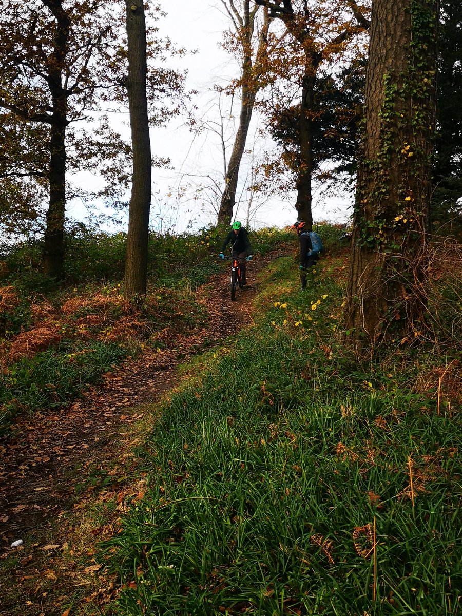 stmungoshs's tweet photo. The Outdoor Group started their Go MTB Awards today. First week was looking at basic riding skills and assessing ability. #GoMTB #cycling #ridingskills https://t.co/gHL6QG1LiO