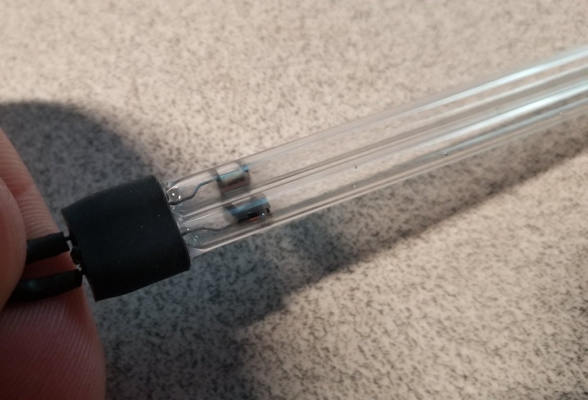 The tube itself.There's no labels on it at all, which is annoying. It's also got mercury in it, so this is definitely a product you should be careful with. There's no protective class or plastic in front of the tubes when it's open, so they could be easily broken.