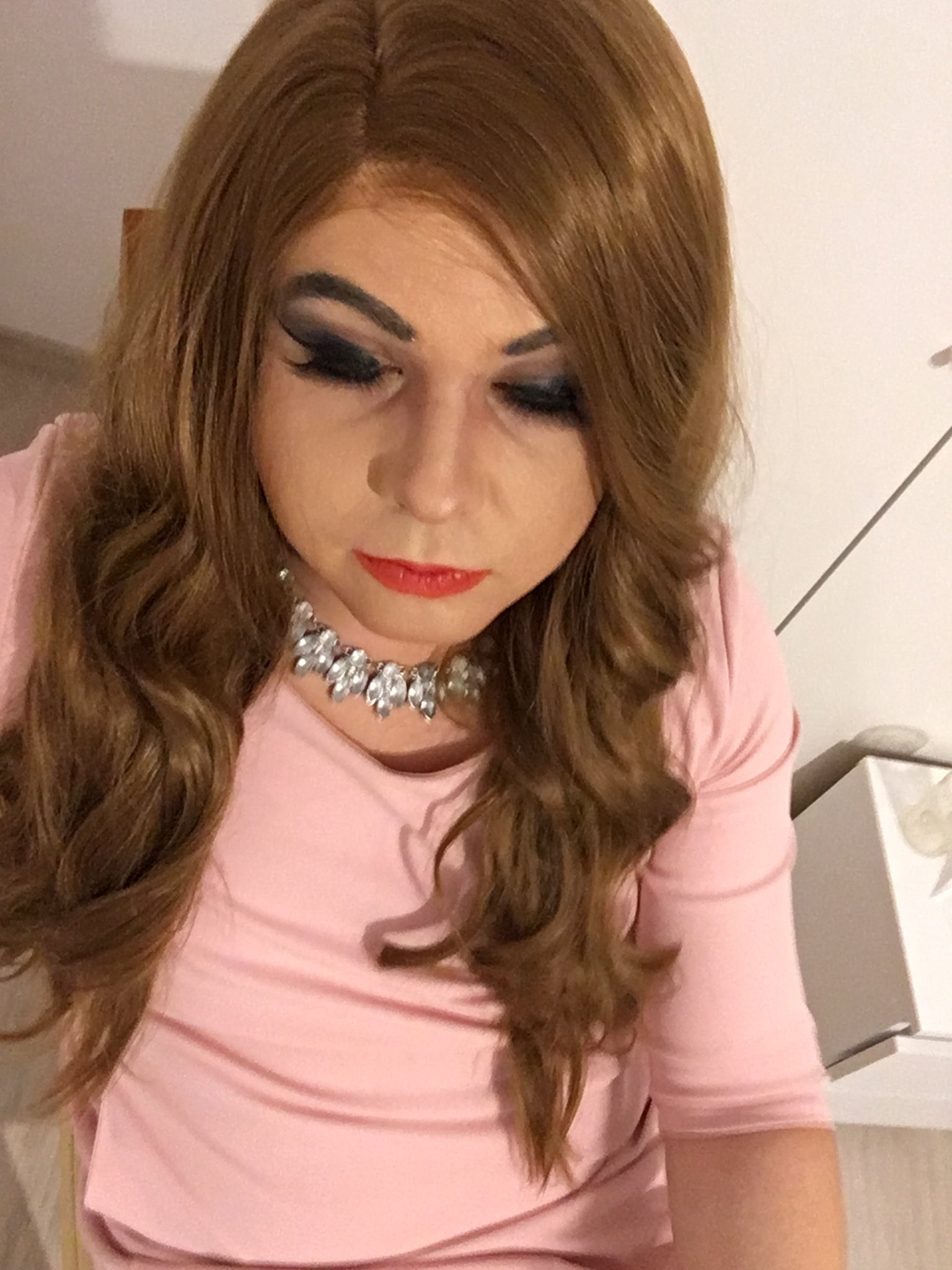 Trying my best to look good for you, Daddy 😘 Tons of my spicy content: https://t.co/YoC9UKfomR ❤️❤️❤️ #sissy #bimboification #bimboslut #crossdresser #tgirl https://t.co/QbHB1Du7SE