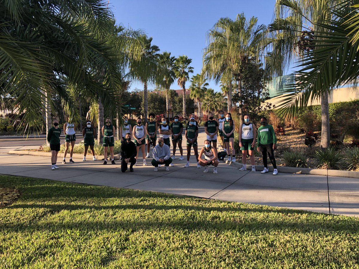 SaintLeoWBB's tweet photo. Thank you Father for visiting with us today.  Thank you for praying with us today. Wear your T Shirt in good health. #community @SaintLeoTheo @SaintLeoUniv https://t.co/SSvTAM9gOz