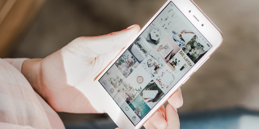 SolutionsNuTech's tweet photo. "Are you currently using social media simply as a means to share your products and services? @LedgerBennet discusses the importance of using your social platforms as a medium for engagement.

https://t.co/WKLz1RQmZb

#innovation #technology #greentechnology https://t.co/ozlIKz892f
