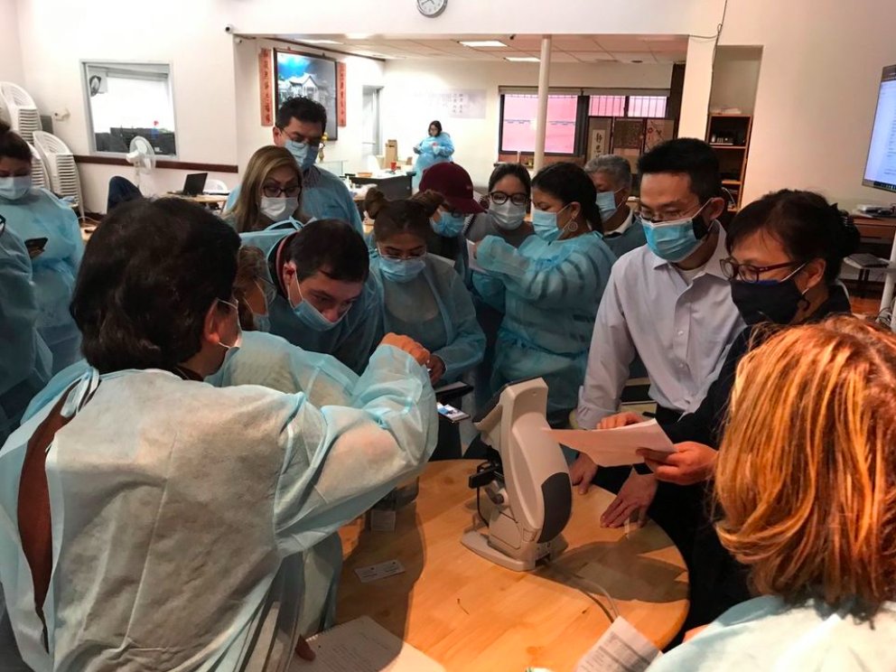 TzuChiUSA's tweet photo. After completing their 3rd training this weekend, we are confident that volunteers from Brigada de Esperanza NY & Club Guerreras will bring our #See2Succeed ๐ program to success at our #TzuChi #VisionMobile outreaches on 11/8 & 11/15. Stay tuned! #VisionForAll #TodosPodemosVer https://t.co/rTNnIO2MGv