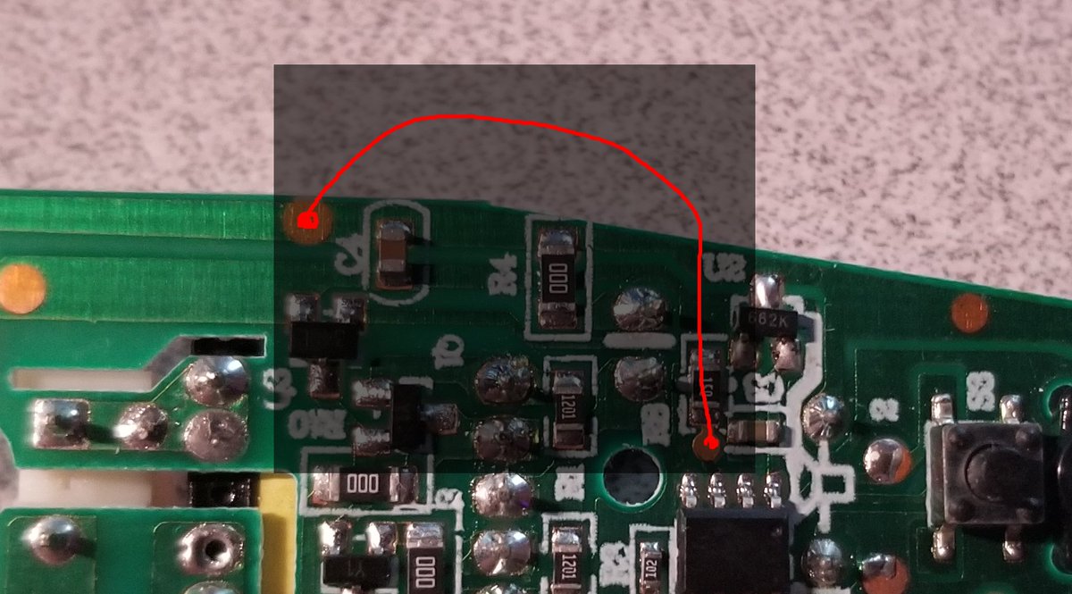 BTW, if you ever needed to control the lamp yourself by bypassing the microcontroller (which automatically turns itself off after 3 minutes), you'd do it by connecting these two test pads.(Not that I'm saying you should ever do that)