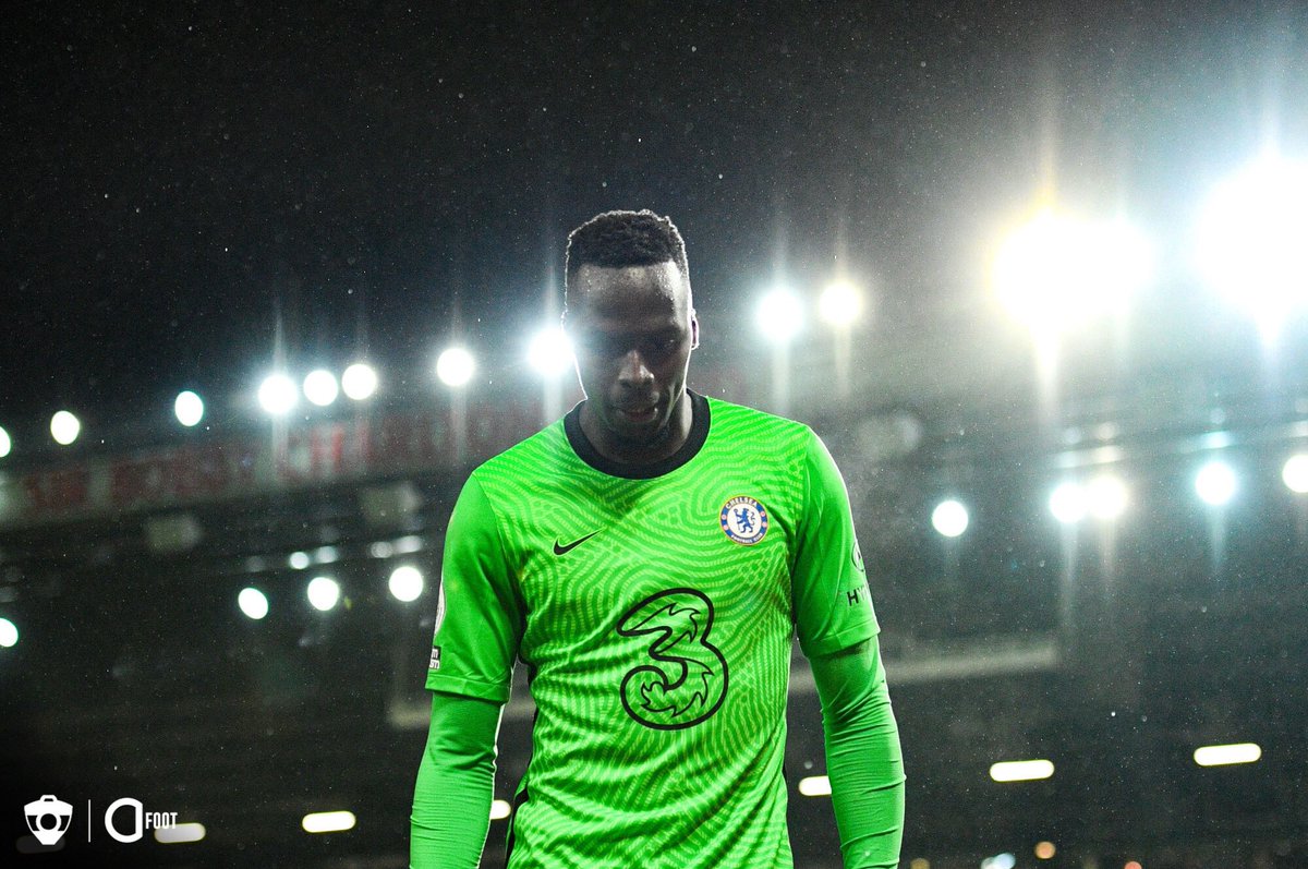 ActuFoot_'s tweet photo. Édouard Mendy reste infranchissable. 💪

Ses 6 derniers matches avec les Blues :
🆚 Crystal Palace : Clean sheet ⛔️
🆚 FC Séville : Clean sheet ⛔️
🆚 Man. Utd : Clean sheet ⛔️
🆚 Krasnodar : Clean sheet ⛔️
🆚 Burnley : Clean sheet ⛔️
🆚 Rennes : Clean sheet ⛔️

Quelle recrue ! 🇸🇳 https://t.co/92YVUecOvy