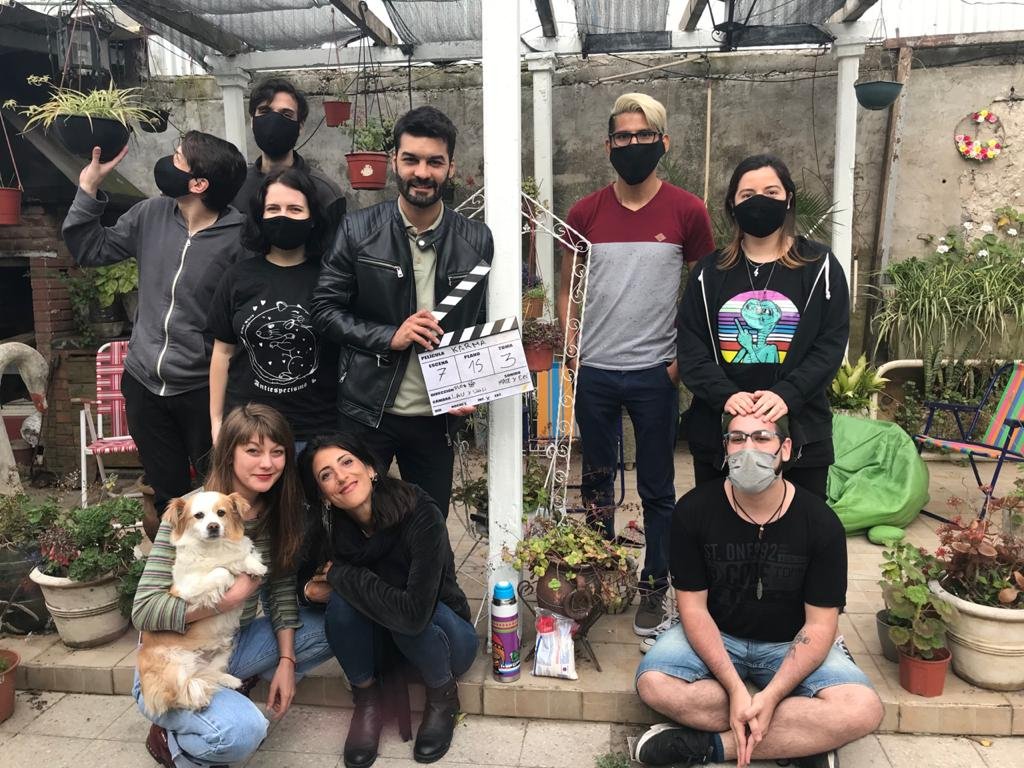 _lapibades's tweet photo. MIREN QUE LINDO EQUIPO DE RODAJE. 🎬🎬🎬🎬
💕💕💕💕💕💕 https://t.co/MRhRLSmNa2