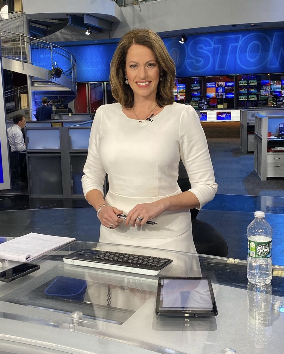 bcmediaalumni's tweet photo. BC alumni are reporting on the election from across the country:

@AClineThomas reports for @CBSNewYork 
@PaulaEbben reports for @wbz 
@KerryKavanaugh reports for @boston25 

Thank you for your important coverage!

#BCMediaAlumni #Election2020 https://t.co/4Wt14zUewU
