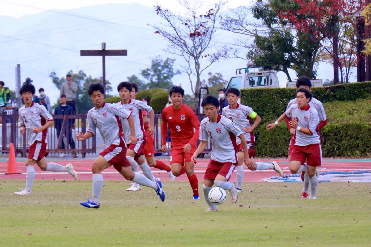 東山高校サッカー部