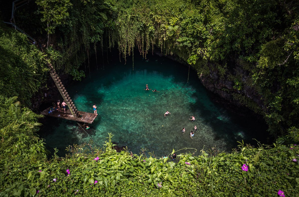 CNTraveler tweet picture