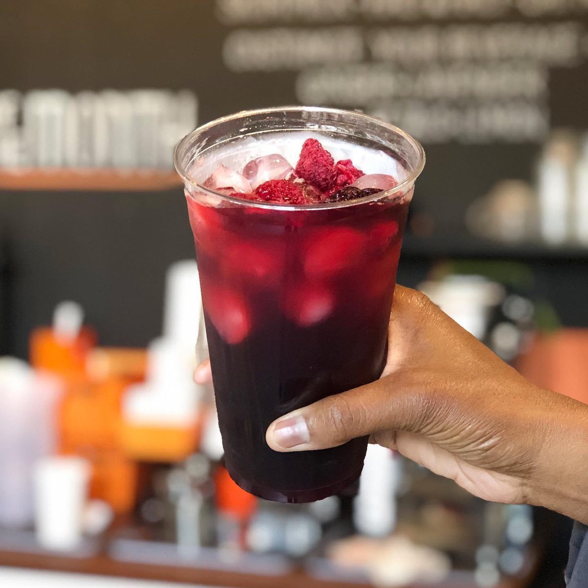 SAUEBLACKGA's tweet photo. This Black-Owned Tea Shop in Atlanta is the Perfect Place for Tea Lovers 🍵 

📍Just Add Honey Tea Company

684 John Wesley Dobbs Ave NE, Atlanta, GA 30312 https://t.co/UndiOUIZKg