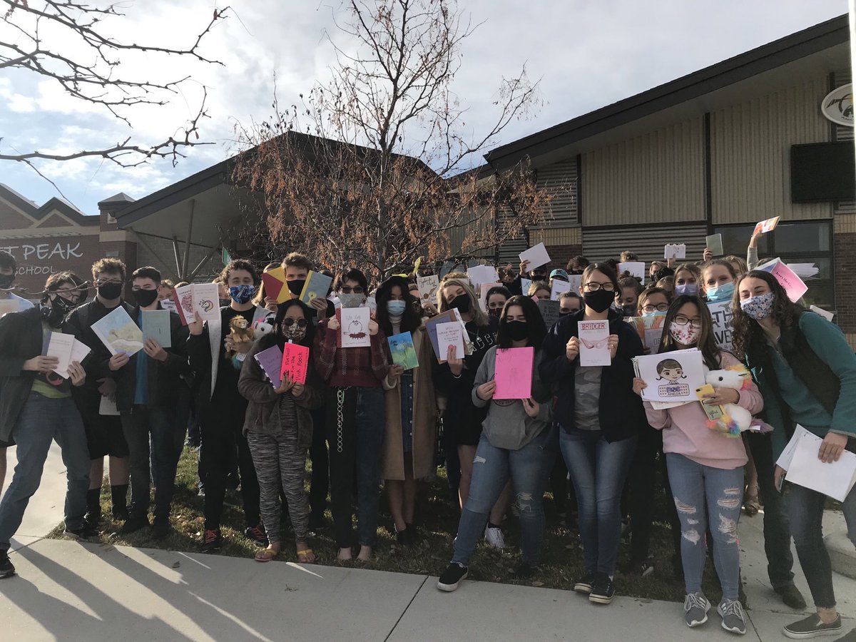 AP Lang students delivered Buddy Books to first graders today! So proud of these students for putting in the work to give Buddies magical, personalized books! ⁦<a href="/LVHS_ESED/">Every Student Every Day @ Lander Valley HS</a>⁩ ⁦<a href="/LanderSchools/">Fremont Co SD #1</a>⁩