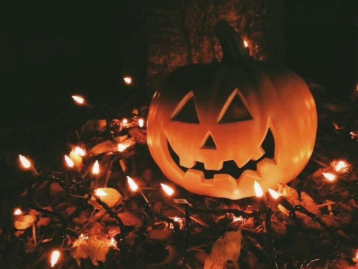 archalsflo's tweet photo. ⠀⠀⠀⠀⠀⠀⠀⠀⠀⠀⠀⠀
  ⠀⠀⠀⠀⠀⠀⠀⠀⠀⠀⠀⠀
  ⠀⠀  ❝The Night of Halloween❞
  ⠀⠀⠀⠀⠀⠀⠀⠀⠀⠀⠀⠀ https://t.co/4MgFt0WfIn