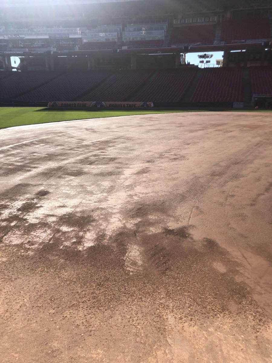 TurfSpartanLord's tweet photo. Busy day with tilling, laser grading, rolling, and settling our infield here at #GABP. Outstanding work by Derrik, @CeWaLlAcE1422, and @DHerm14 working hand in hand with Twitterless Doug Gallant. @reds #RootedInRedsCountry #Smooth #Tight #FallRenovation https://t.co/IdsH4zfNZ1