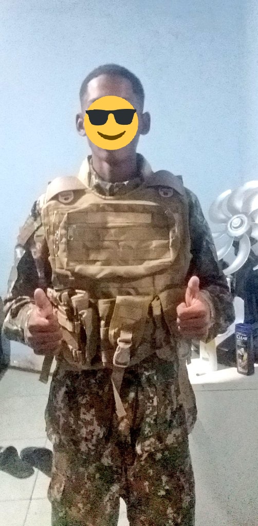 Menorjn57's tweet photo. Hoje fiz minha oração e parti pro meu plantão,tô cheio d ódio na mente desse louco mundão ..🎭 https://t.co/uNIteR3vn7