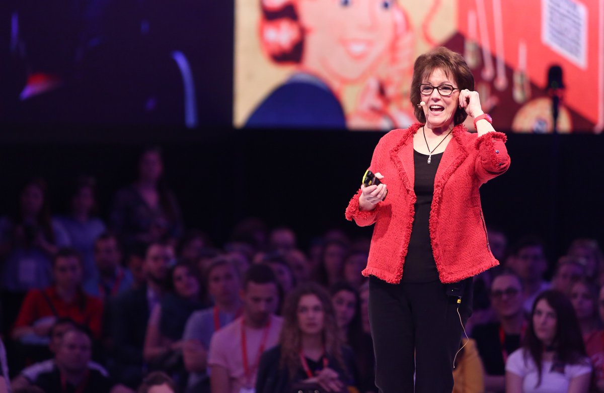 SiriouslySusan's tweet photo. https://t.co/jxGpweZjSn
Do you have a friend or family member who wants to hear a personal video from #siri ? Find me on @BookCameo ! (link above)
#bookcameo #cameo #siriouslysusan #susanbennett #nosiriously β€οΈπ€³ππ https://t.co/NhwasFmQFh