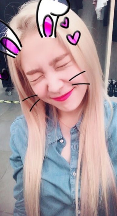 RedVelO5's tweet photo. • 💐 . . . We αre / 𝗿𝗲𝗱 𝘃𝗲𝗹𝘃𝗲𝘁 ִֶָ ⌗Updαte * ყoᥙ*𝕓𝕖𝕥𝕥𝕖𝕣°𝖐𝖓𝖔𝖜 ⸝ ♬▹ 𝕝𝕚𝕤𝕥𝕖𝕟.noɯ ◞♡ :#MOOBIUSPlusPlus
#LUYAN: Volvi para recomendarles esta canción porque soy #TeamHiHigh, encantada quedé con esta canción que ahora se ha vuelto de mis favoritas. https://t.co/7pDz1v5r48