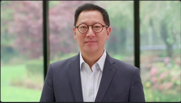Ignitethewarmth's tweet photo. We’re excited to have @ubcprez give a brief video introduction for our event, COVID-19: Beyond our Homes, about what UBC is doing during these unprecedented times. 

RSVP today and join us on November 8 from 4-6 pm (PST)! 
https://t.co/5A13xWK0Sp https://t.co/u7lVoAvftf