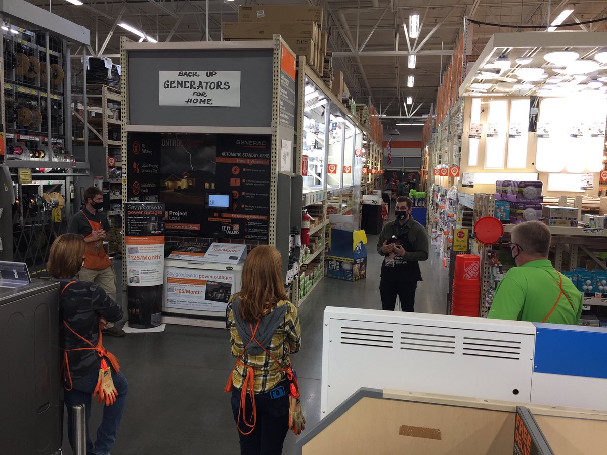 Thank you Dan “The Man” at Canter Power. It’s always great to have you here at G Town for PKs.   ⁦<a href="/GLBTHD/">Greg Bishop</a>⁩ ⁦<a href="/KevinKeeneTHD/">Kevin Keene</a>⁩ ⁦<a href="/MccourtDonTHD/">Don Mccourt</a>⁩ ⁦@DanTheCanterMan⁩ ⁦<a href="/gloria_terri/">Terri Gloria</a>⁩