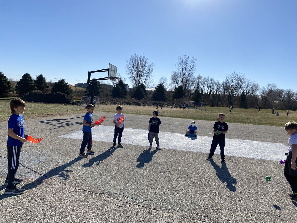 Mrs. Ryan tweet media