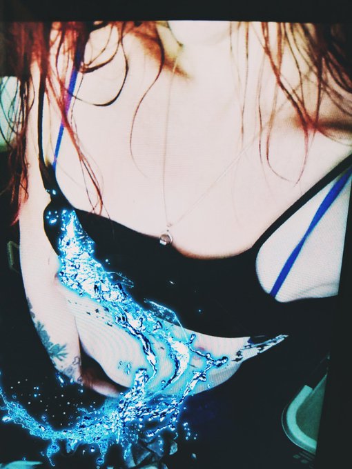 Mama's feeling naughty today, skype show anyone? 😈🍆💦👅#camgirl #camgirllife #showstopper #loadsonloads<a href="/tag/model"class="tags"><span>#model</span></a><a href="/tag/natural"class="tags"><span>#natural</span></a><a href="/tag/play"class="tags"><span>#play</span></a><a href="/tag/redhead"class="tags"><span>#redhead</span></a><a href="/tag/tattoos"class="tags"><span>#tattoos</span></a><a href="/tag/ginger"class="tags"><span>#ginger</span></a>