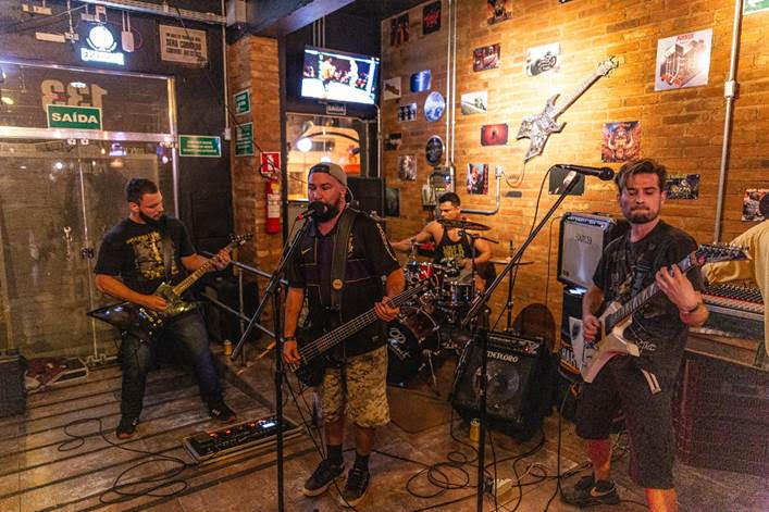 maquinaprofanaf's tweet photo. GrooveDeath: “Aos poucos estamos destruindo o planeta por simples ganância” revela vocalista André Luís acerca da música “Human Plague”

Inscreva-se No Blog ,Compartilhe. Apoie o Underground Seu Apoio é muito Importante👇🎸🤘🔥
https://t.co/cgl0yoEbBb

#Groovedeath #Metal https://t.co/XemhRiQBYQ