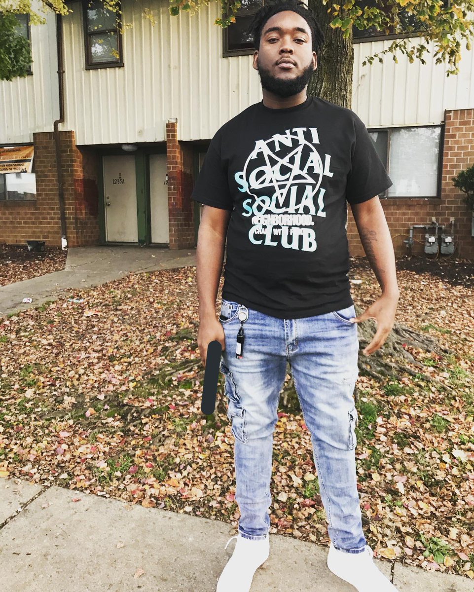 SHAQ_NOLIA's tweet photo. Shit ain’t all good , it ain’t all bad either 💯 #anthworld #scrandysav #richybandgang https://t.co/Um1R0lSuxZ