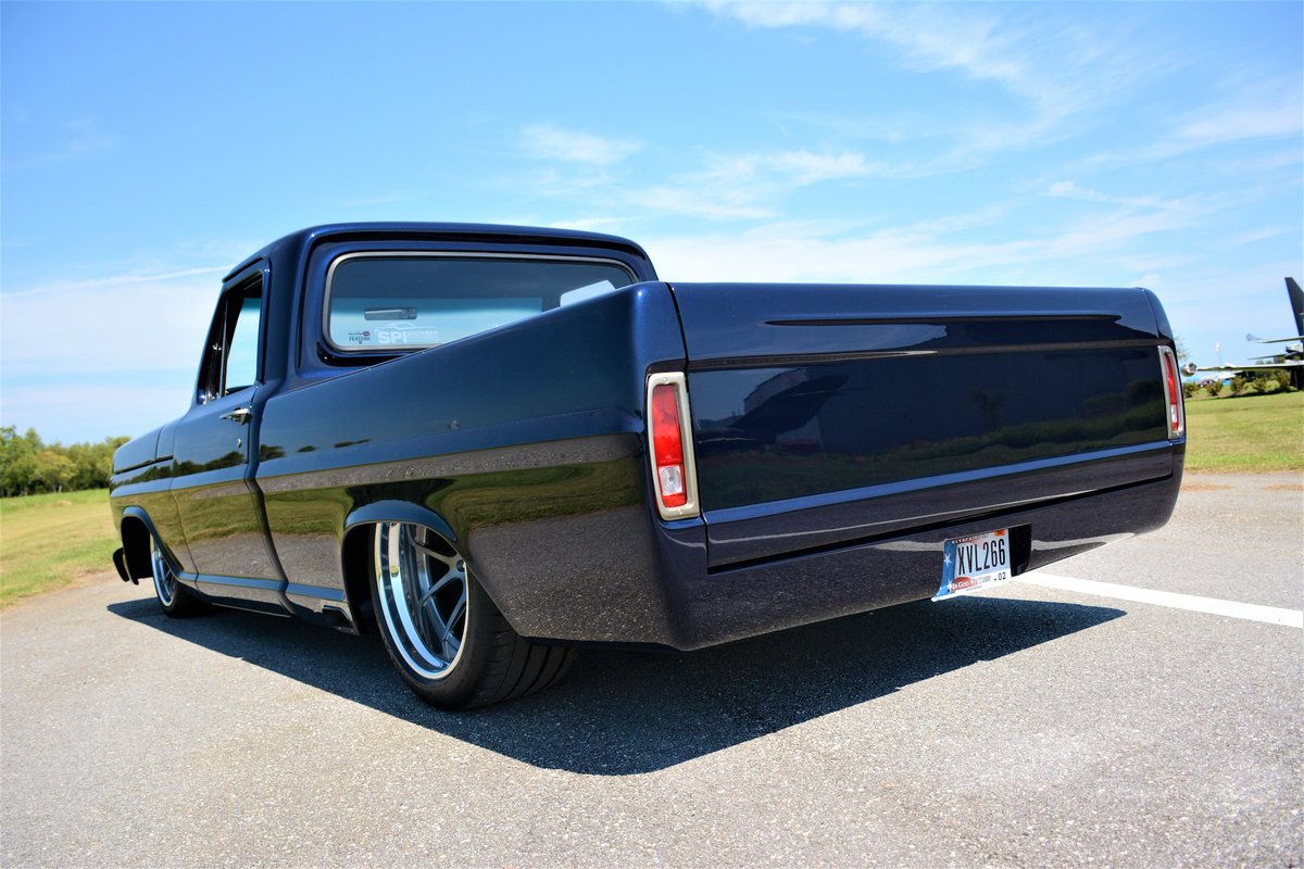ForgelineWheels's tweet photo. Battle of the Builders contender? John’s award-winning #ford #f100 on #forgeline #GA3C is back for more at #sema360! https://t.co/1SZ9GJ0Mzk https://t.co/seFbzvXnrw