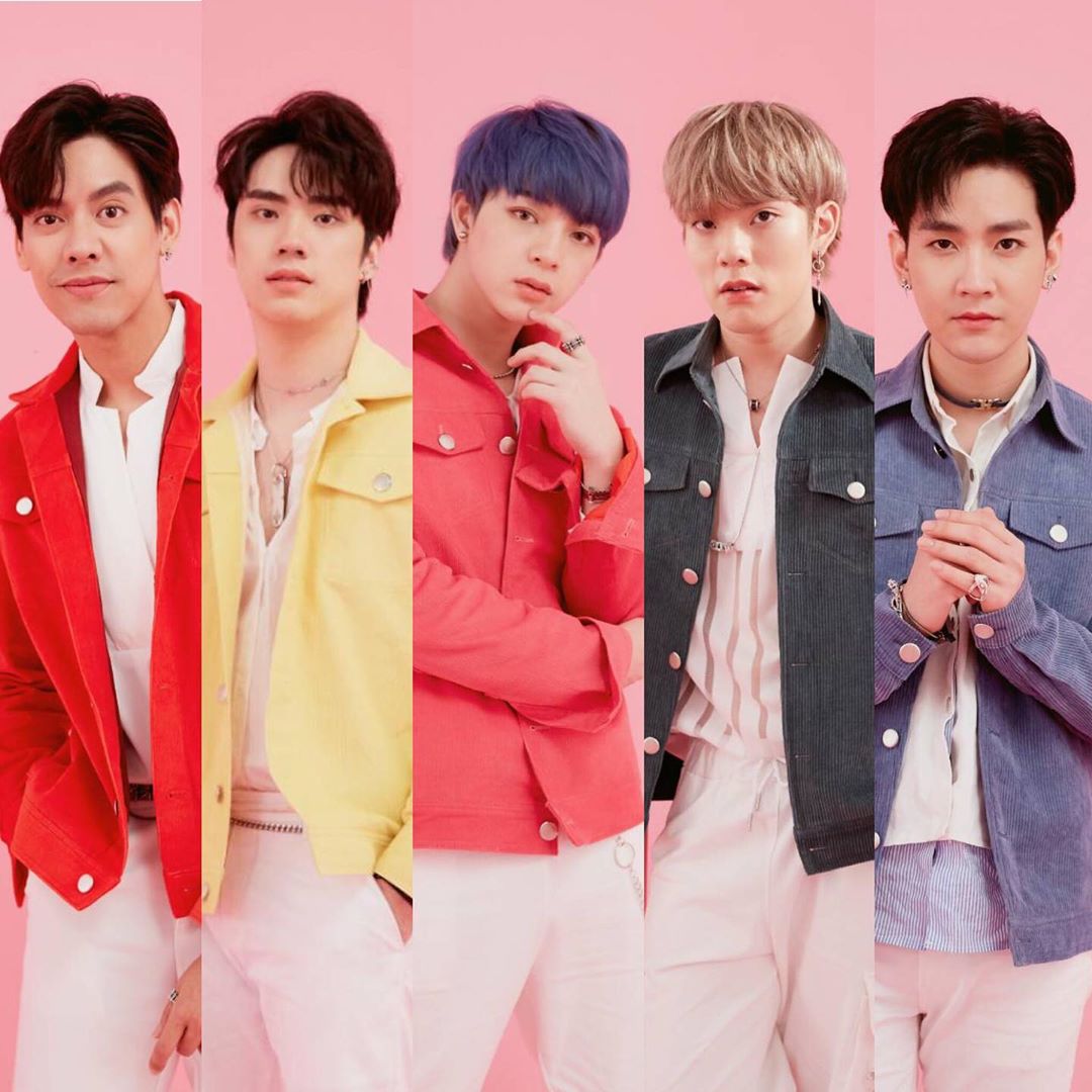 pixel406's tweet photo. Excited for later 😁. Finally SBFIVE 🥰💕
#ชายในฝันเวอร์ชั่นพิเศษ
#GSBFIVE https://t.co/G4FylEvNse https://t.co/8xUR5pBPU1