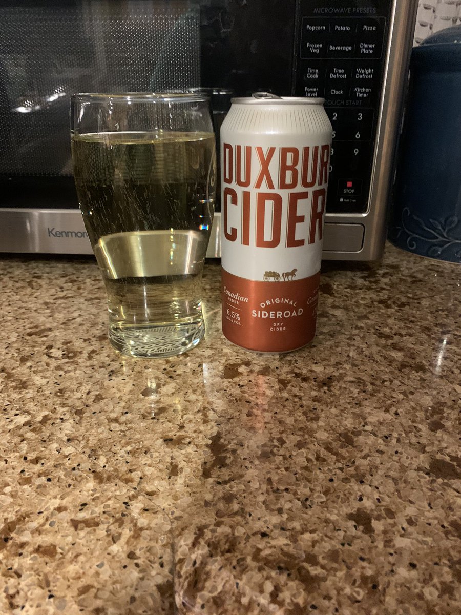greatbigkid_eh's tweet photo. A break from beer tonight to enjoy the 2nd last of my #RHCBF beauties - this @DuxburyCider (a last minute substitution for one of the beers). It’s good - dry, nice apple flavour, 6.5% ABV. I’ve been to the apple 🍎 festival in Meaford once - may even have tried this then?! https://t.co/Nye9Az6p9f
