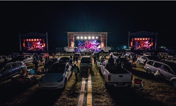 concierge_atl's tweet photo. November brings cooler nights &amp; crisp sounds from Atlanta Motor Speedway with drive-in concert series. Grab your girls for a ladies night out or make it a cozy date night &amp; experience a safe live concert from the comfort of your car. Grab your tickets at https://t.co/H40mRBqDLU https://t.co/mZxvg2o9EO